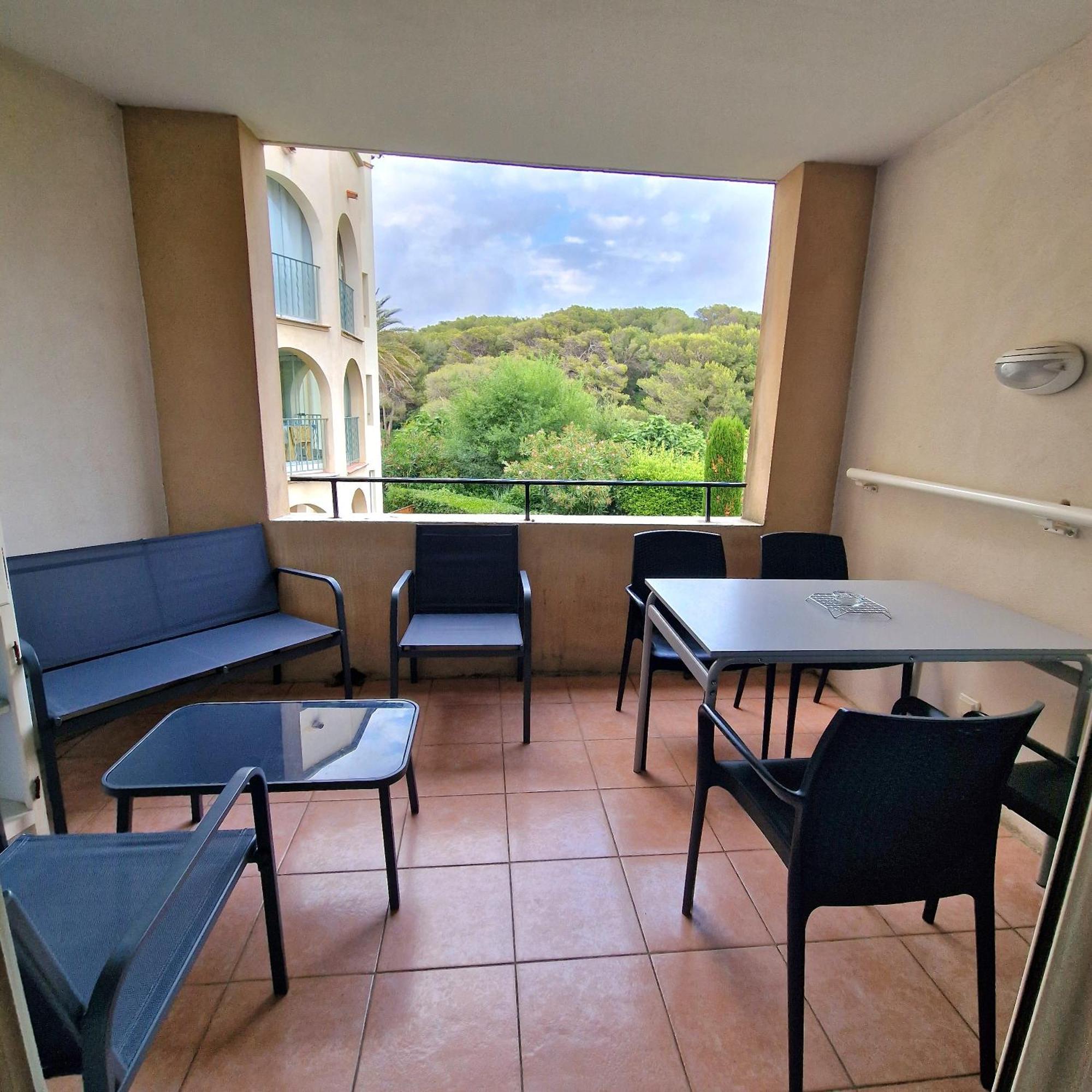 Appartement T2 - Bord De Mer - Piscine シス・フール・レ・プラージュ エクステリア 写真